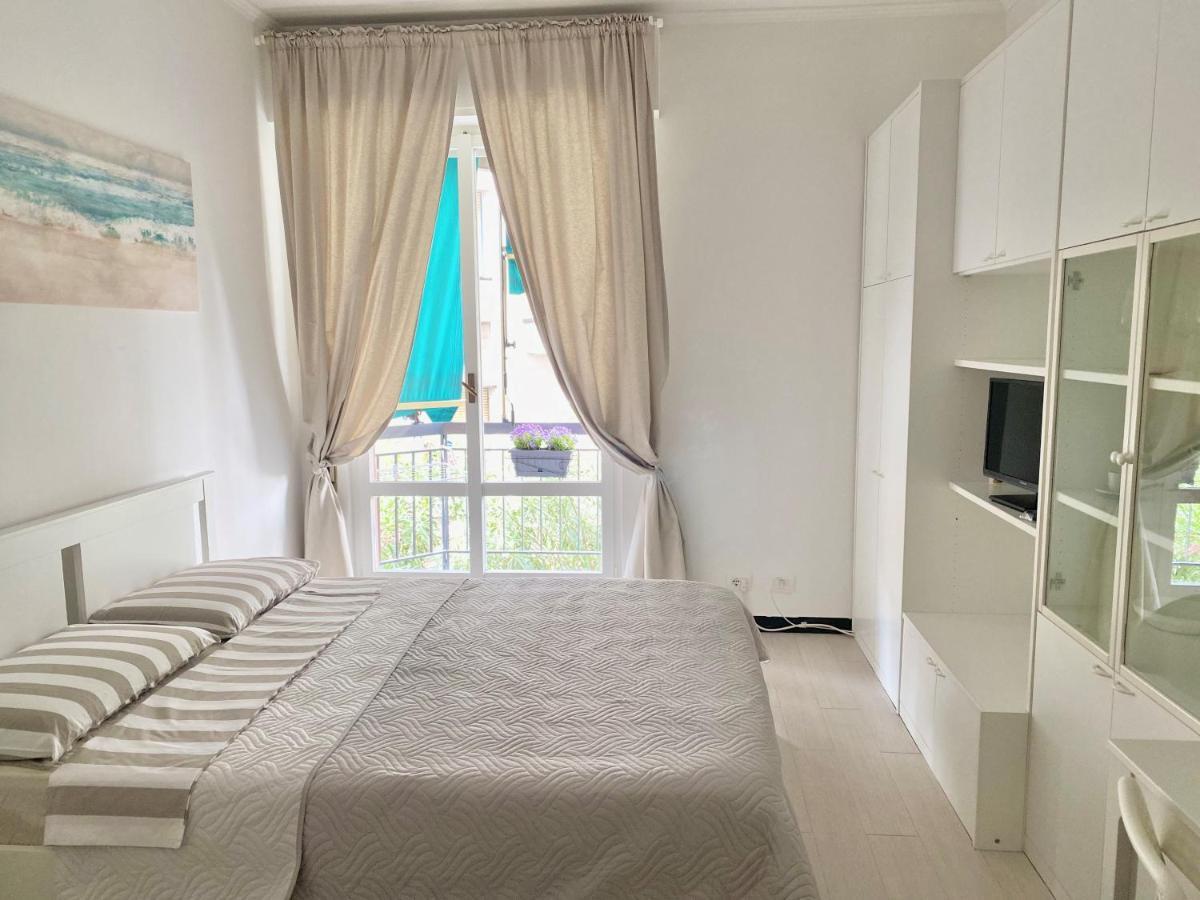Bella vacanza - city center -air conditioning -WI-FI Rapallo Esterno foto