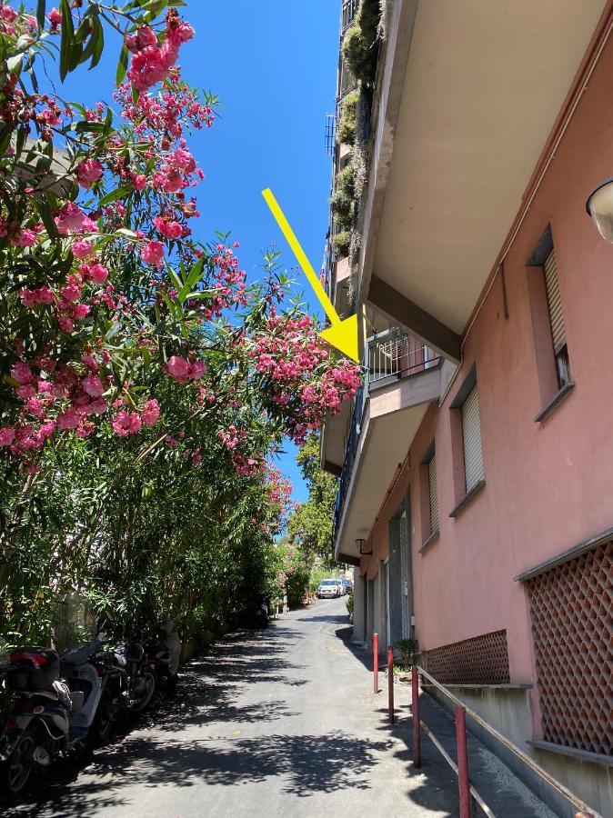 Bella vacanza - city center -air conditioning -WI-FI Rapallo Esterno foto